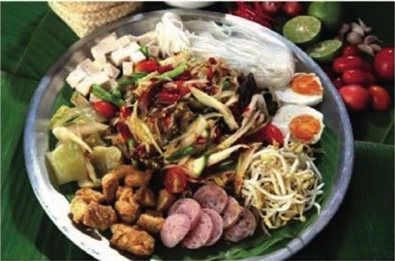 Grosse gemischte Partyplatte mit Papaya-Salat "TAM-THAD"